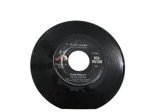 45 RECORD - ELVIS PRESLEY - IT FEELS SO RIGHT - Foto 1 di 1