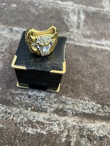 Replica NBA Championship Ring - Chicago Bulls - 1997- Michael Jordan - Picture 1 of 11