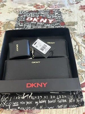 DKNY Gia 3 Piece Wallet Gift Box Set - Image 1 of 3