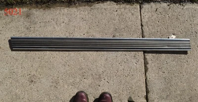 Gran Torino Sport 1972 1973 2 puertas inferior izquierda panel basculante moldura OEM GTS CJ Foto 1 de 4