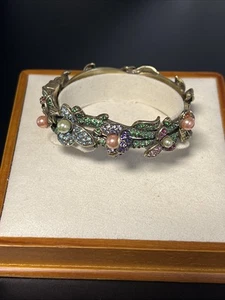 Vintage Heidi Daus Bracelet Vine & Divine Crystals & Raised Pearls Bangle - Picture 1 of 9