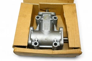 POGGI 2011 R.1:2 D.1 RIGHT ANGLE GEARBOX 182011121 (i=2) - Picture 1 of 8