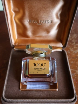 Rare Bottle JEAN PATOU 1000 EAU DE PARFUM 1.5ml 1/2oz Vintage France Perfume - Image 1 of 4