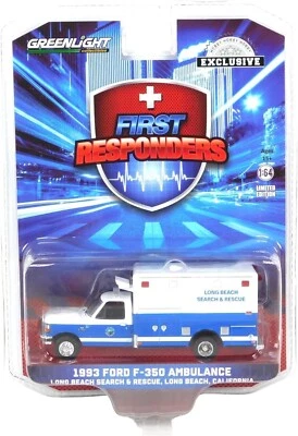 Ambulancia Ford F-350 1993 luz verde 1:64 Long Beach CA exclusiva de pasatiempo Foto 1 de 2
