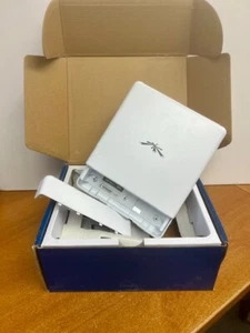 One (1) Ubiquiti NanoStation Loco M900 - Picture 1 of 3