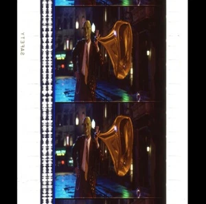 La Maschera - Il piccolo corno diventa grande! - Striscia pellicola 35mm 5 celle 028 - Foto 1 di 3