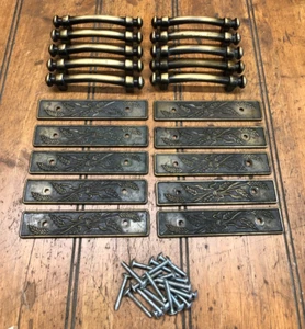 10 Vintage 1980's Amerock 640-1 Wheat Backplates & 638-1 Drawer Pulls - Picture 1 of 6