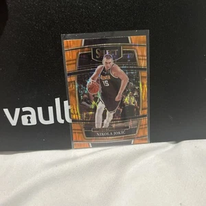 2021-22 Panini Select Concourse Orange Flash Prizm Nikola Jokic #82 - Bild 1 von 2