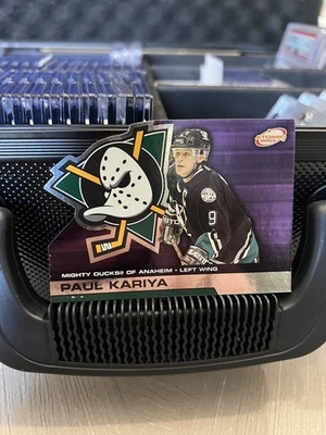 Paul Kariya 2002-03 Pacific Hockey Atomic Die Cut #2 - Image 1 of 2