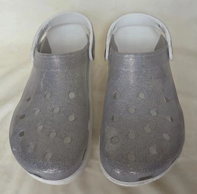 Zueco Crocs Clásico Brillo Espolvoreado Plateado/Iridiscente Damas 10 Usado en Excelente Condición! Foto 1 de 4