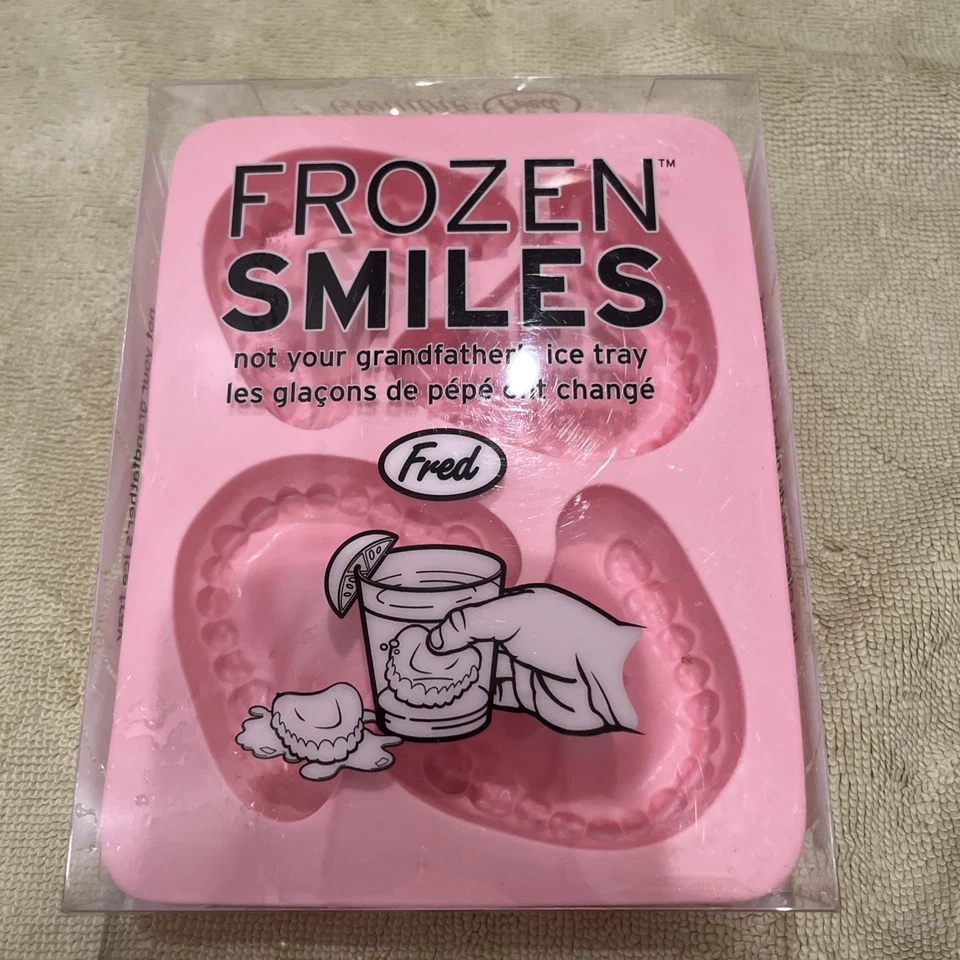 Fred FROZEN SMILES Dentures Ice Cube Tray Gag Gift New - Image 1 of 2