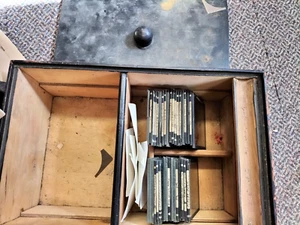 Collection of 40 x Antique Magic Lantern Slides in Wooden Box - People & Places - Picture 1 of 7