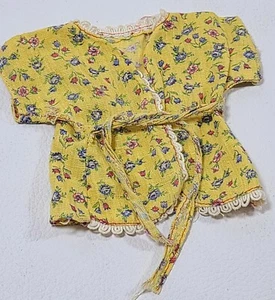 Camisa Blusa Envolvente Floral Amarilla Barbie Cosida a Mano Ribete de Hilo Festoneado De Colección - Imagen 1 de 18
