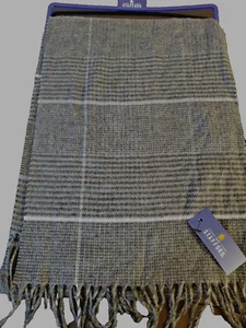Stafford Men's Scarf Mid Gray Stripe Pattern Soft Acrylic German Made NWT Winter - Picture 1 of 3