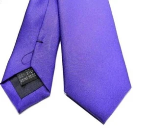 Krawatte Herren Violett Nachrichten Mode Seide Made IN Italy Schlips Einfarbig - Picture 1 of 4
