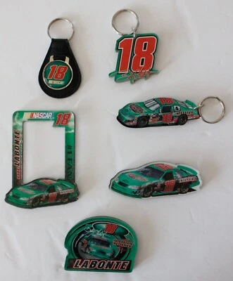 NASCAR/Bobby Labonte/#18 Interstate Batteries Keychains/Magnets - Image 1 of 2