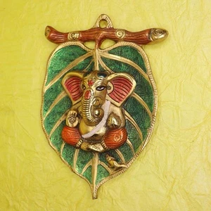 Ganesh on Leaf Shape Wall Decor Mask Metal Figurine Home Office Decor Statue - Picture 1 of 10