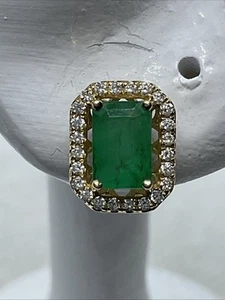 Solid 14K Yellow Gold Emerald & Diamond HALO Style Screw Back STUD Earrings 1.7g - Picture 1 of 22