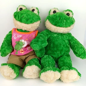 2 BABW Frogs Smiling Peluche Rizado Verde 18" BAB con 1 Camiseta/Pantalones Cortos "Kiss Me" - Imagen 1 de 8