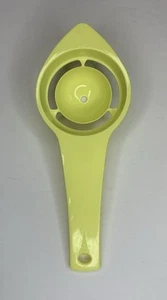 Vintage Ekco Egg Separator Yellow Plastic MCM Kitchen Gadget USA - Picture 1 of 4