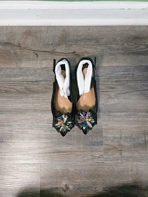 Bomba para mujer J.Renee’ Denyell Slingback Jewel floral 9  Foto 1 de 4