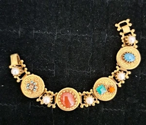 Vintage Signed KARU ARKE Book Chain Bracelet Box Panel Slide - Picture 1 of 5