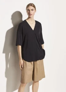 $295 New Vince 100% Silk Black Satin V-neck Popover Blouse in Black Size Large - Picture 1 of 7