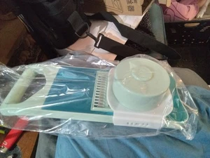 Multi-Handheld Mandoline Slicer Vegetable & Fruit Chopper for Kitchen - Picture 1 of 2