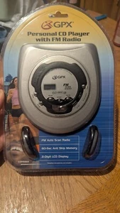 GPX Portable CD Player Anti-Skip Protection, FM Radio and Stereo Ear NEW - Picture 1 of 1