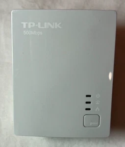 TP Link TL-PA4010 Wi-Fi Booster Range Extender Plug-In Powerline Adapter White - Picture 1 of 2