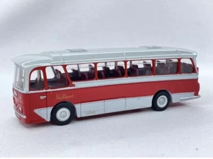 Exclusive First Editions 12106 CAVALIER COACH VALLIANT Diecast Bus 1:76  - Picture 1 of 7