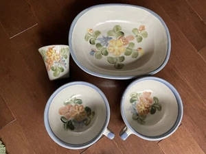 Louisville Steinzeug 4-teiliges Set Country Blumen Henkel Schalen, ovale Schale, Tasse - Bild 1 von 20