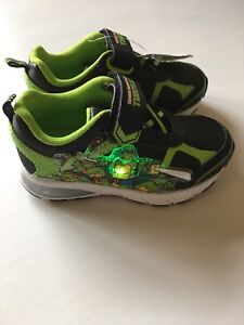 Toddler Boy's TEENAGE MUTANT NINJA TURTLE Black+Green Light Up Sneakers Size 7