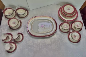 AYNSLEY CHINACRAFT 7610 MAROON LAURELS DINNER SET For 6 People - Picture 1 of 24