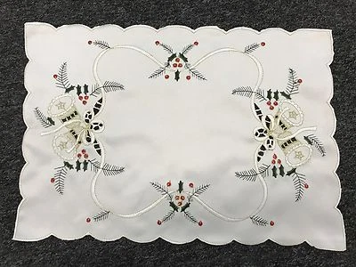 Christmas Holiday Embroidered Embroidery Cutwork Table Placemat Mat Runner Scarf - Image 1 of 4