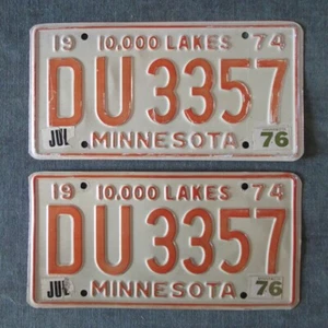 1976 auto da collezione Minnesota targa abbinata COPPIA targhe uso yom # DU 3357 - Foto 1 di 1