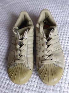 pharrell williams ladies trainers