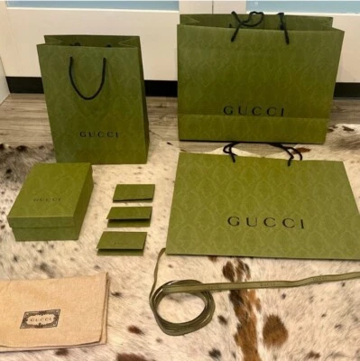 Auténtico embalaje Gucci: bolsas, caja, cinta, bolsa antipolvo 9 piezas Foto 1 de 4