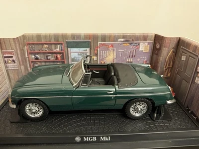 MGB MK1 1/18 Kyosho - Immagine 1 di 4