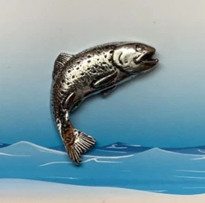 Trout Silver Pewter Pin Badge (T) - Picture 1 of 2
