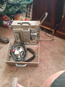 Kodak Pageant 16mm Sound Projector AV-12E6 - Picture 1 of 2