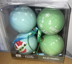 BNIB NEW DISNEY STAR WARS MANDALORIAN 4 GROGU CHRISTMAS TREE DECORATIONS BAUBLES - Picture 1 of 9