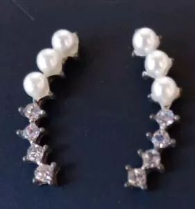 Ohrringe mit Kunstperlen und Kristallohren - Bild 1 von 2