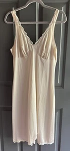 Vtg JC Penney Cream Full Slip Dress Midi Nylon Lace 14 Made USA Babydoll 34? - Picture 1 of 7
