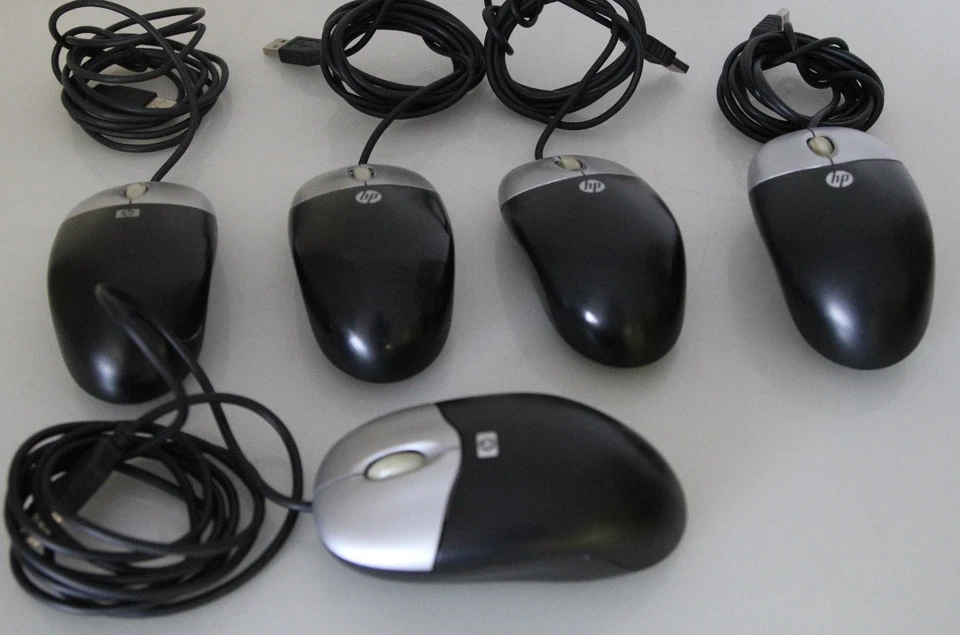 HP 537749-001 USB Optical Kabel Mouse /  Schwarz / Silber mit Scrollrad - Bild 1 von 1