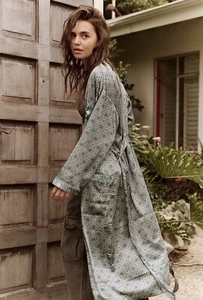 Free People Intimately Oasis House Robe M L Blue Motif Kimono Stone $128 NWT - Picture 1 of 13