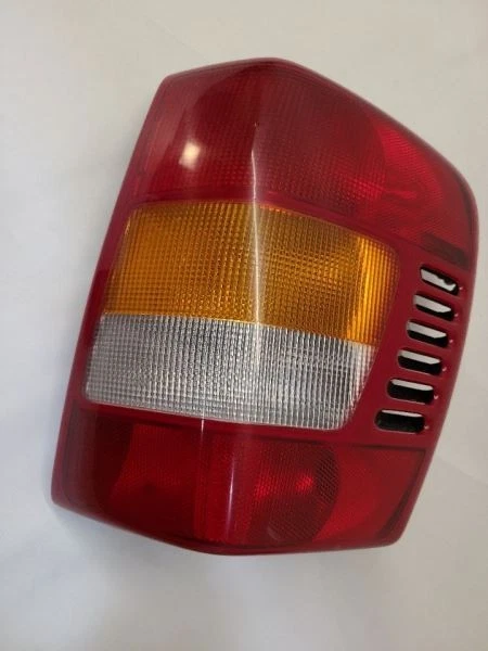 JEEP GRAND CHEROKEE 1999-2002 Passenger Right Tail Light - Image 1 of 4