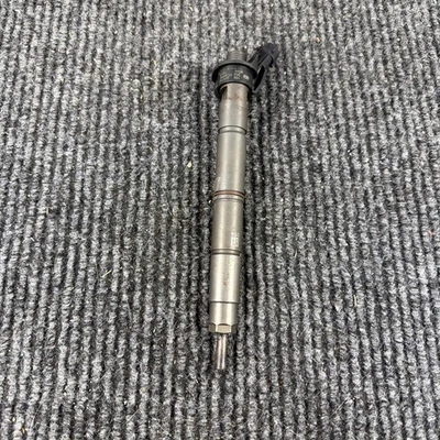 Fuel Injector Single For 11-14 Ford F-250 Super Duty  6.7 BC3Q9K546AD Diesel - Image 1 of 4