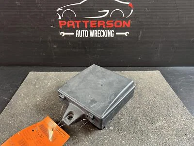 2007 JAGUAR XK FRONT ENGINE BAY FUSE RELAY JUNCTION BOX - Изображение 1 из 4