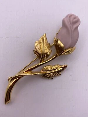 Gold Tone Rose Brooch Pin W/ Porcelain Pink Rose Bud  AVON B10C - Image 1 of 4